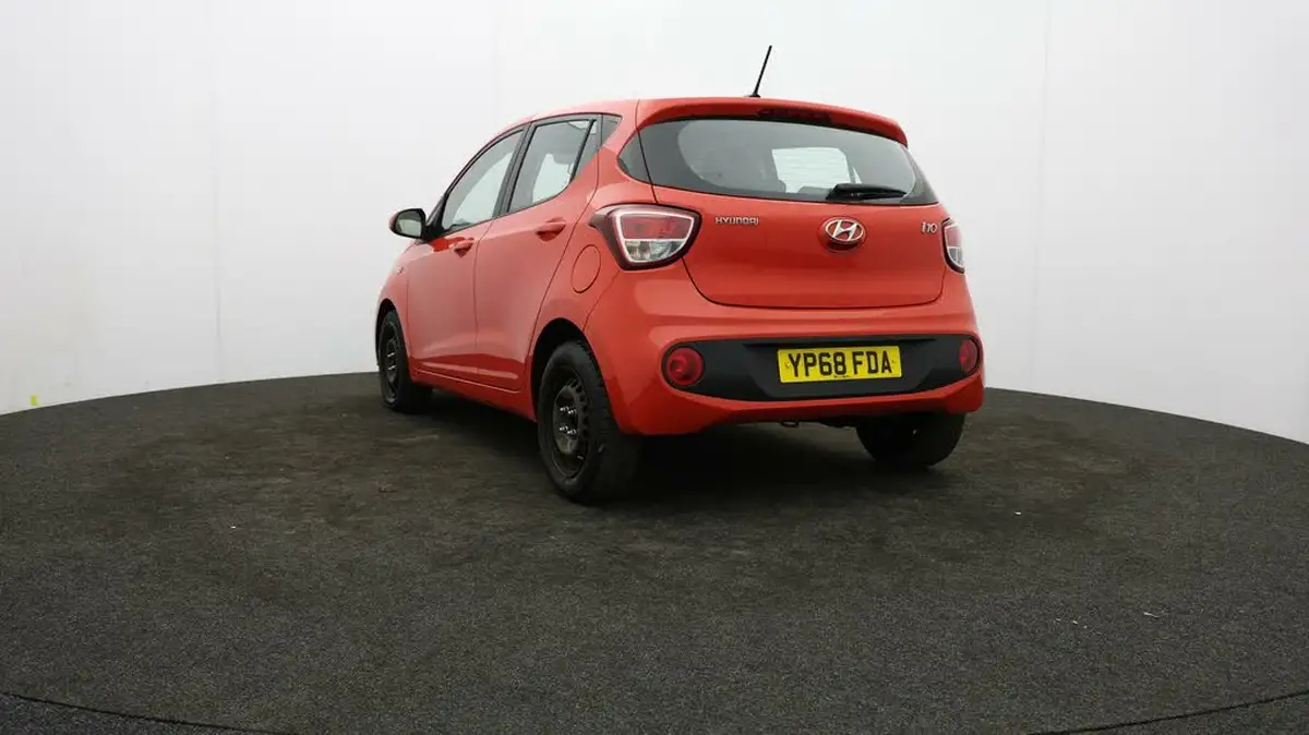 2018-hyundai-i10-10-se-67ps-big-71