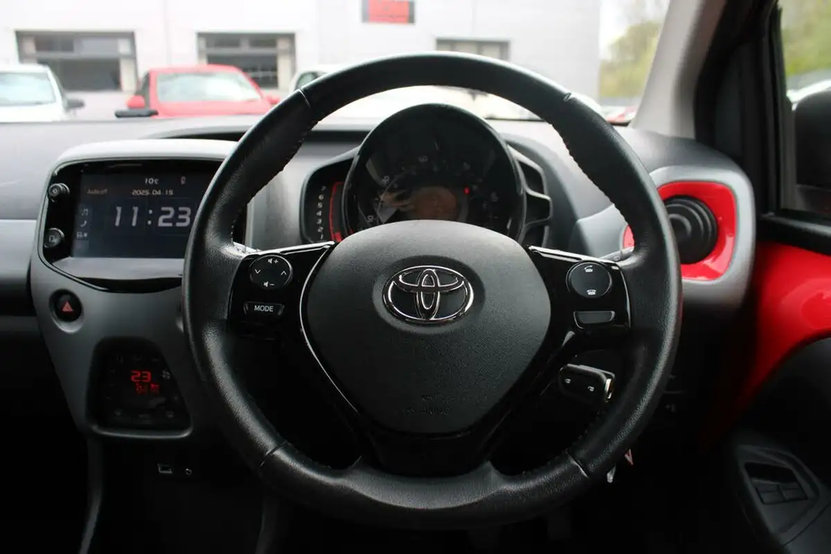 2019-toyota-aygo-10-vvt-i-x-trend-x-shift-big-17