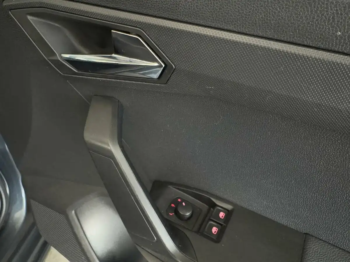 2021-seat-ibiza-10-tsi-se-technology-big-21