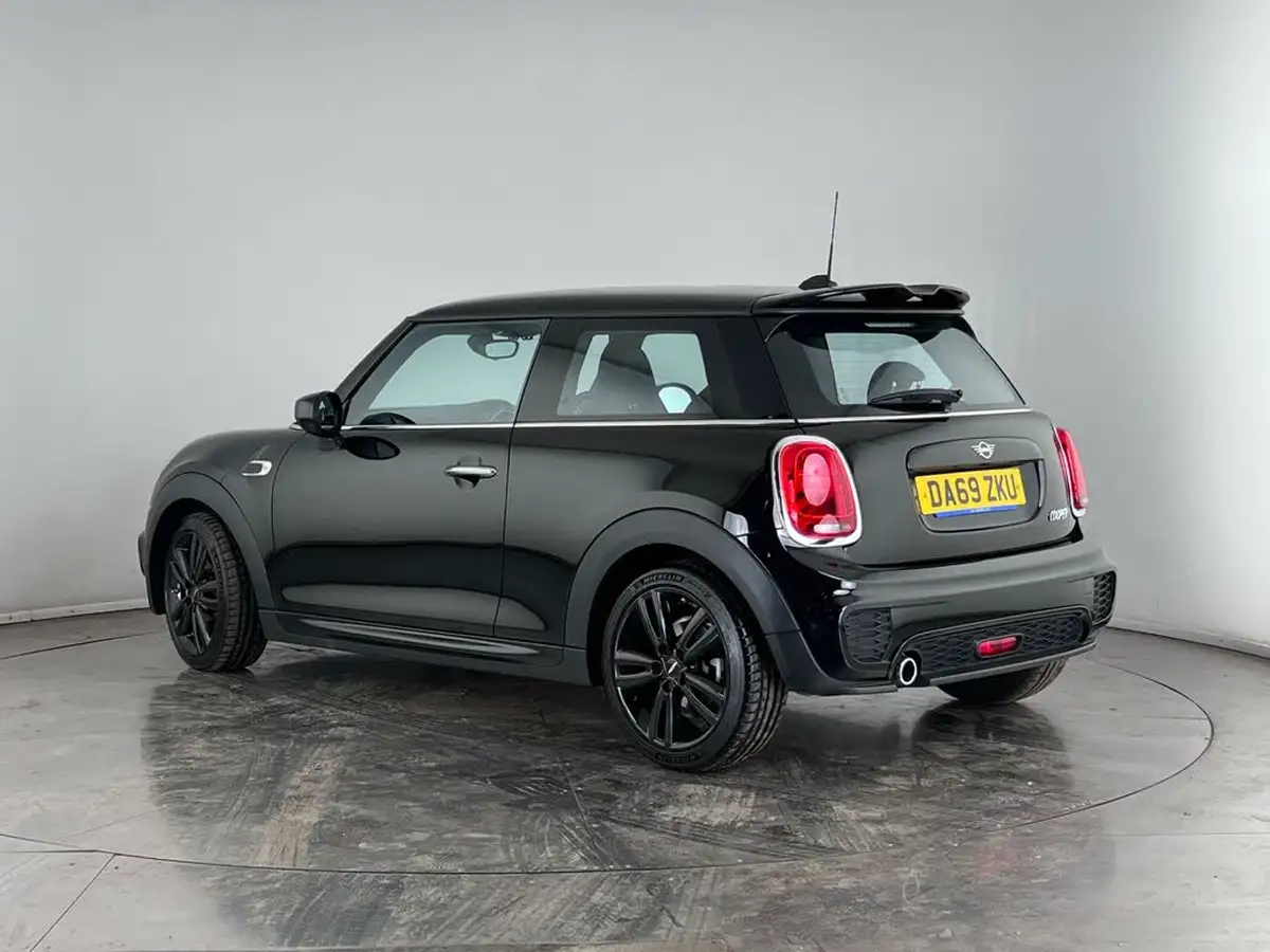 2019-mini-cooper-15-cooper-sport-hatchback-3d-big-2