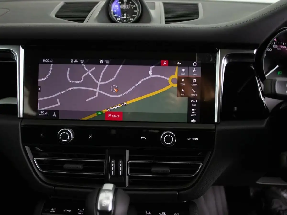2025-porsche-macan-29-v6-s-big-53