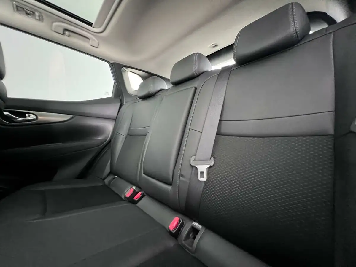 2019-nissan-qashqai-17dci-tekna-4x4-cvt-big-14