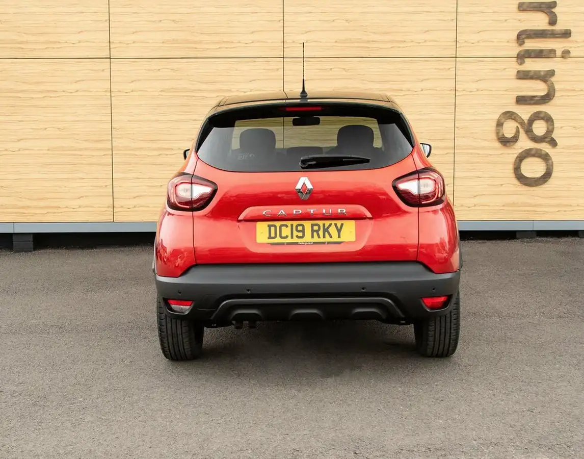 2019-renault-captur-13-tce-iconic-130bhp-ss-big-6