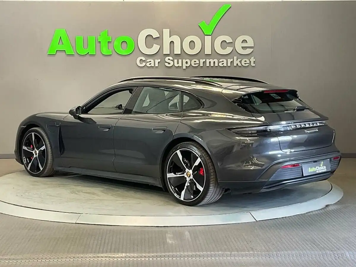 2023-porsche-taycan-e-4s-sport-turismo-571ps-performance-battery-plus-big-9