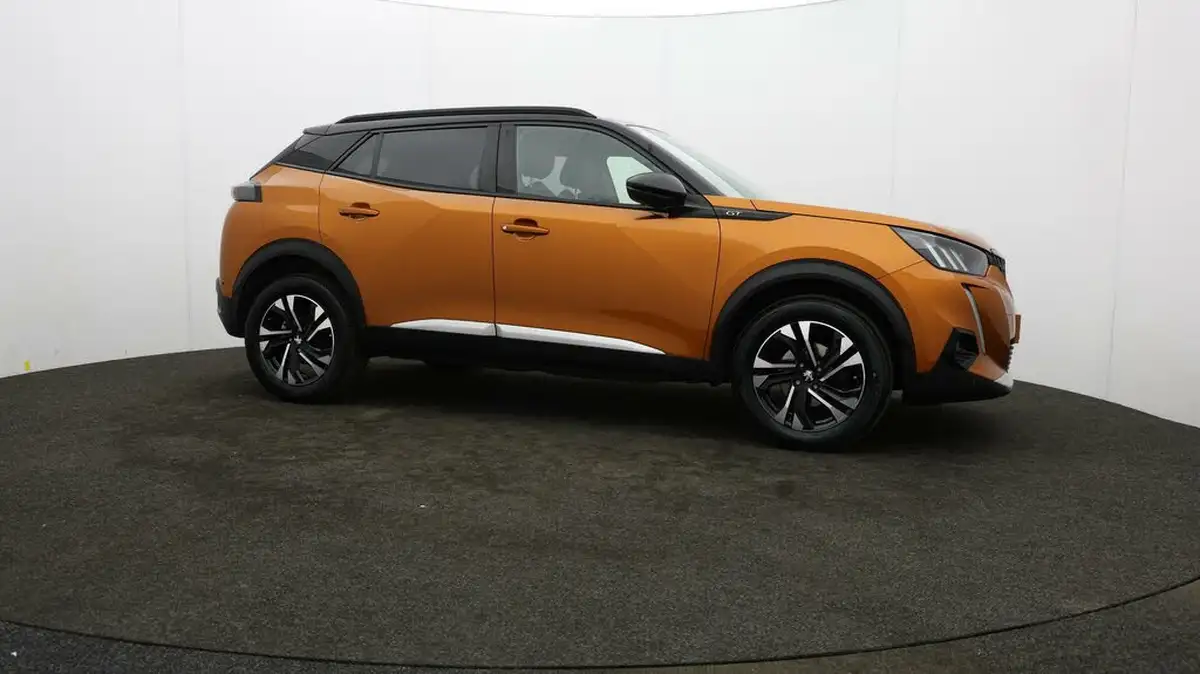 2021-peugeot-2008-suv-12-puretech-gt-big-35