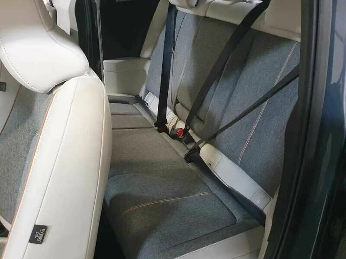 2021-mazda-mx-30-e-first-edition-big-20