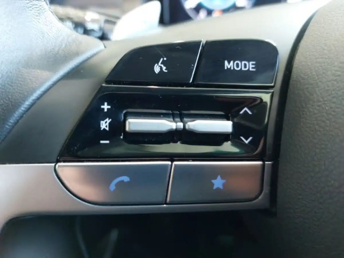 2023-hyundai-tucson-16-t-gdi-se-connect-230ps-hybrid-auto-big-13