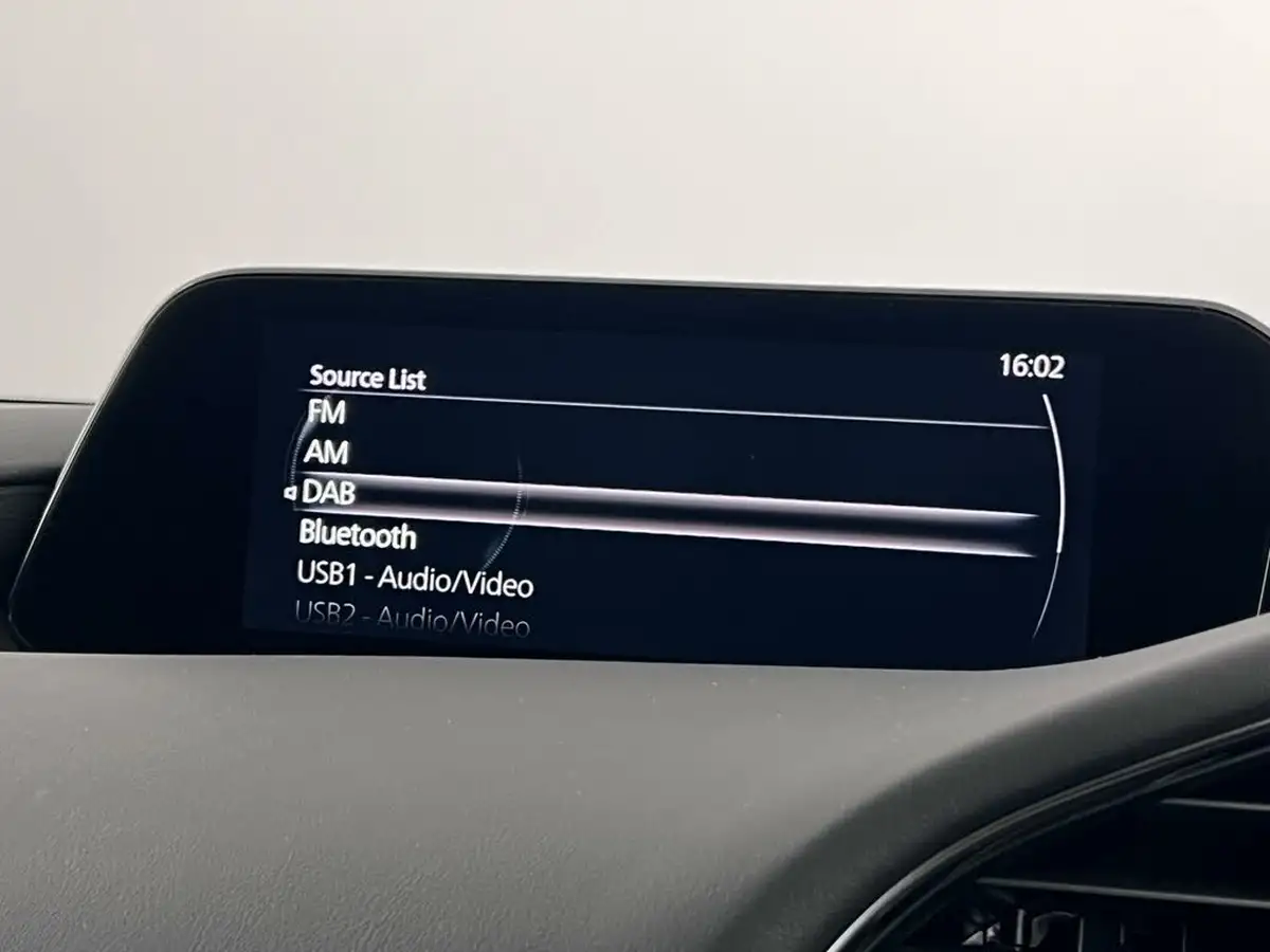 2019-mazda-mazda3-20-gt-sport-180ps-saloon-4d-big-26