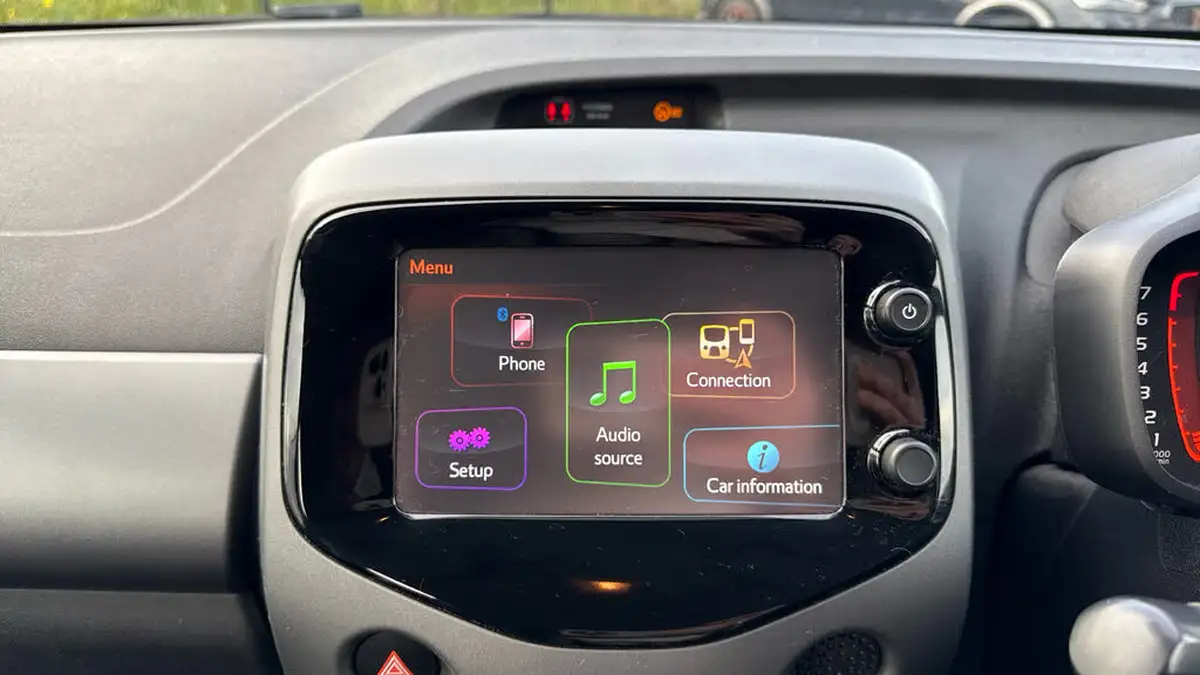 2018-toyota-aygo-10-vvt-i-x-plore-big-11