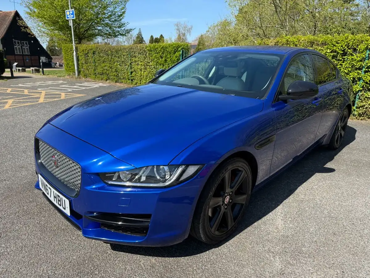 2017-jaguar-xe-20d-portfolio-180ps-ss-1999cc-auto-big-0