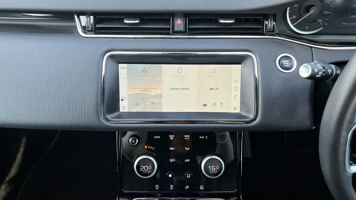 2022-land-rover-range-rover-evoque-big-13