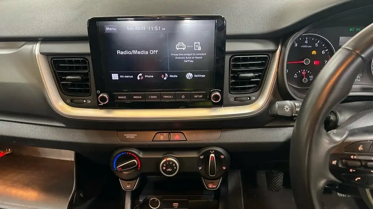 2021-kia-stonic-10-t-gdi-2-99bhp-big-8