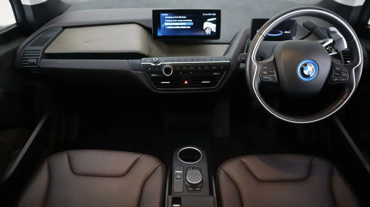 2021-bmw-i3-e-120-ah-big-13