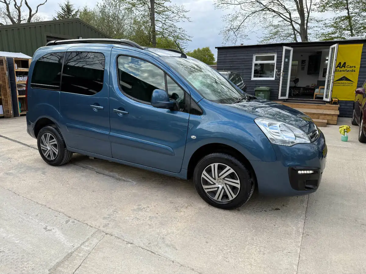 2018-citroen-berlingo-16bluehdi-multispace-flair-100bhp-ss-etg6-big-11