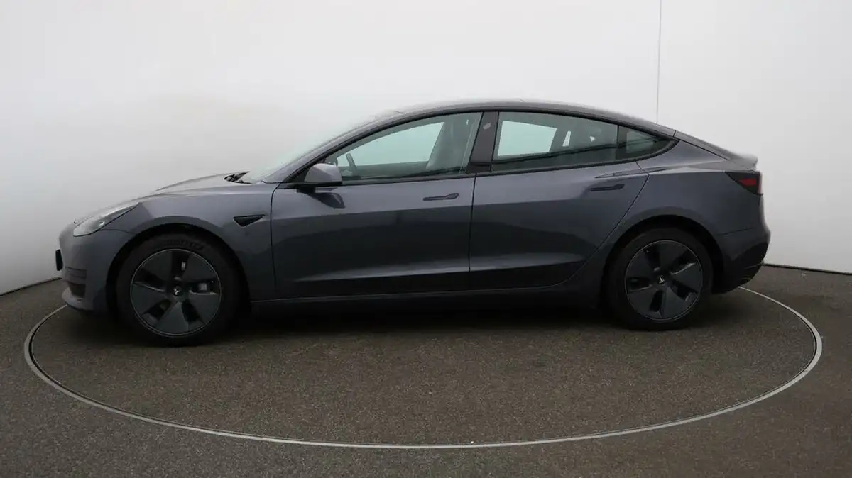 2021-tesla-model-3-e-standard-plus-big-56