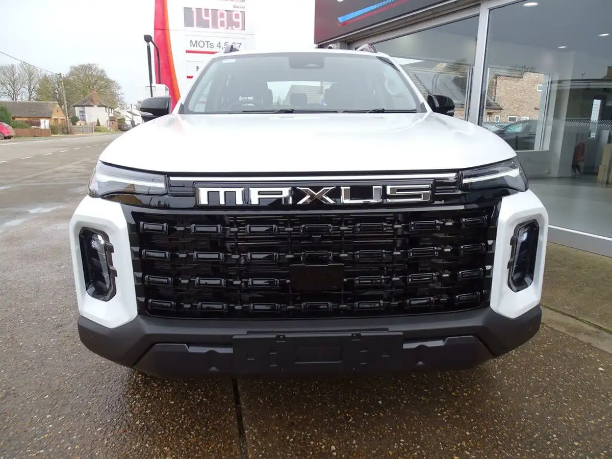 2025-maxus-t60-max-20tdi-big-1