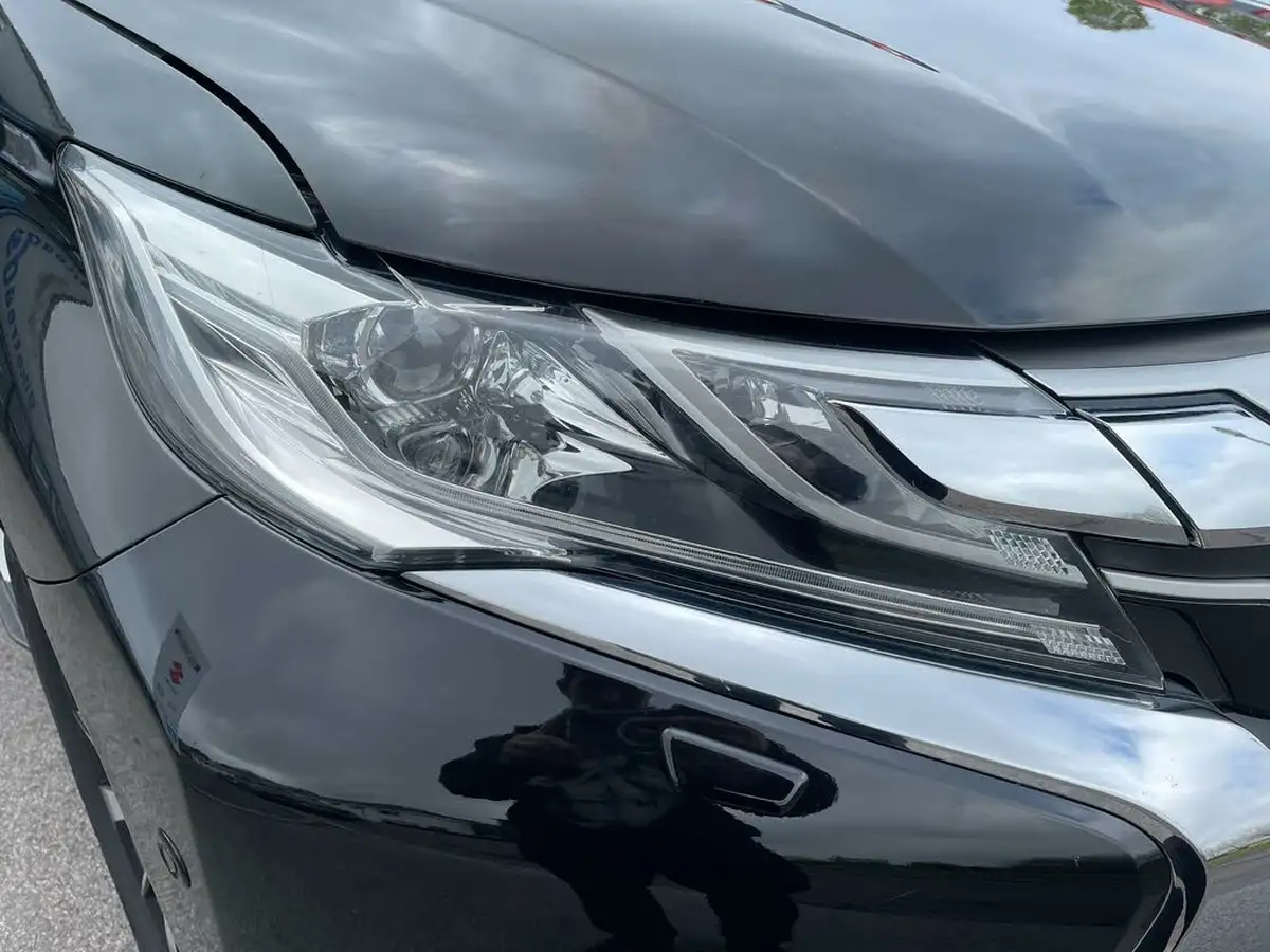2021-mitsubishi-shogun-sport-24di-d-4-big-38