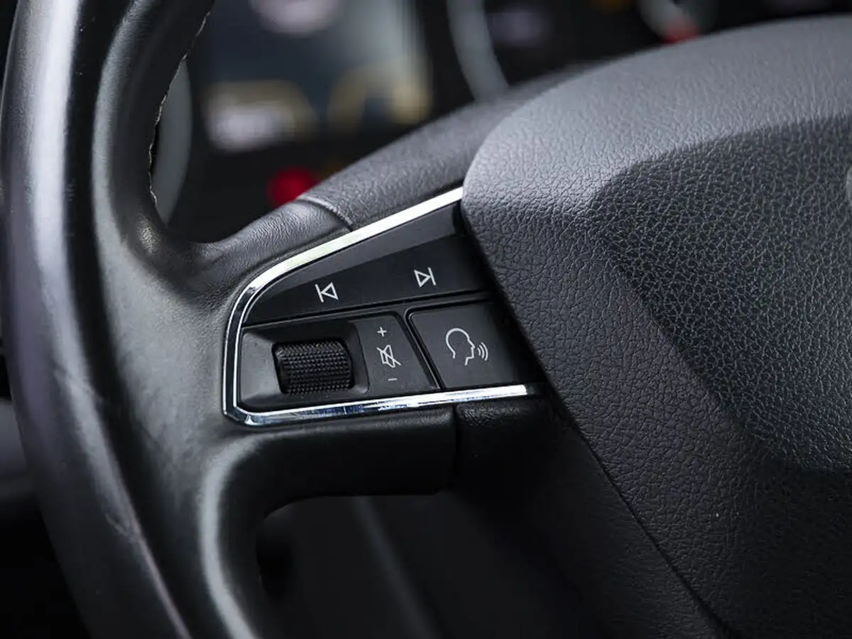 2018-seat-leon-14-ecotsi-xcellence-technology-hatchback-big-10