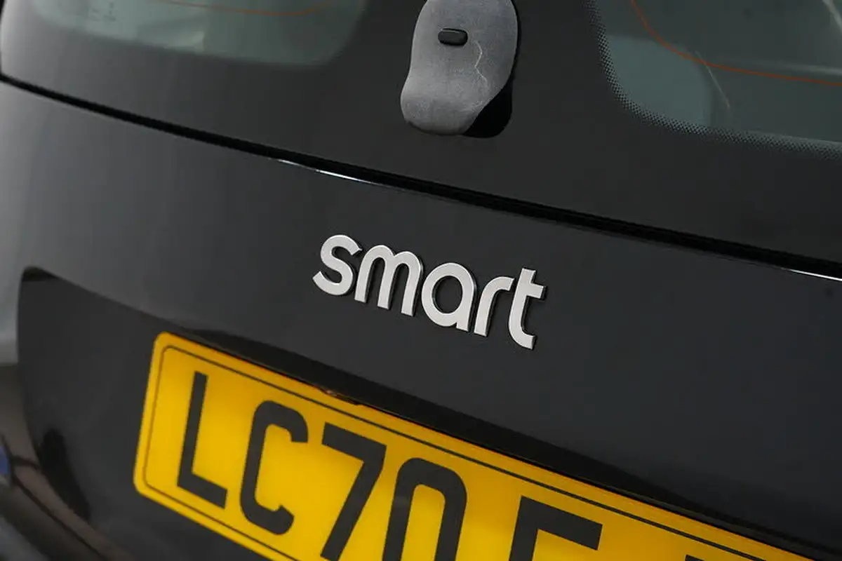 2020-smart-fortwo-eq-prime-exclusive-coupe-big-9