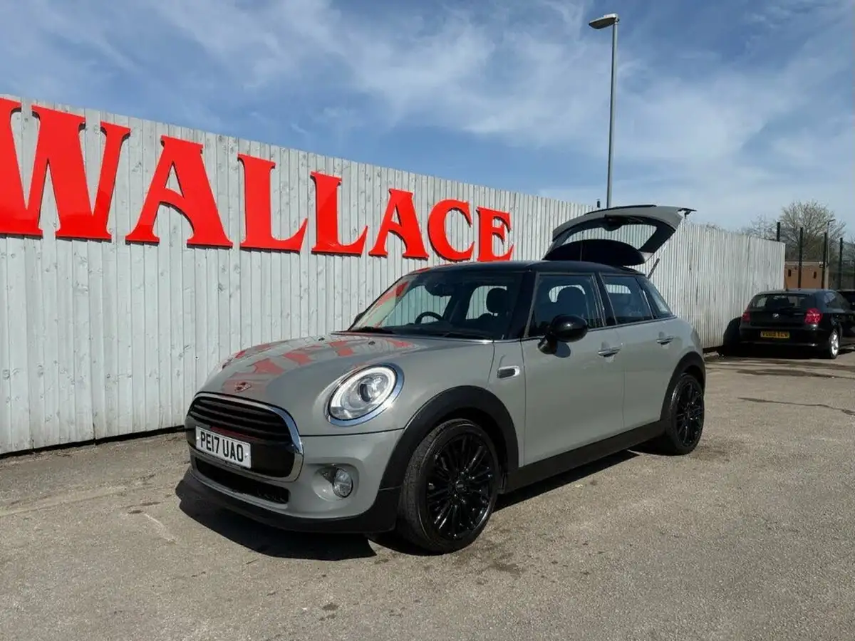2017-mini-cooper-15-cooper-ss-hatchback-5d-big-24