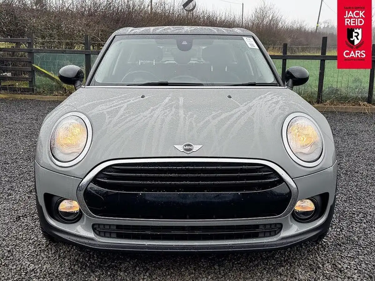 2017-mini-clubman-15-cooper-black-ss-big-8