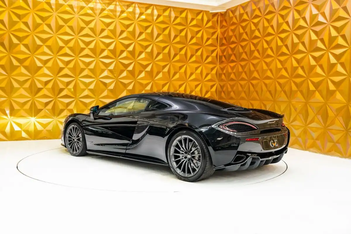 2017-mclaren-570gt-38-big-27