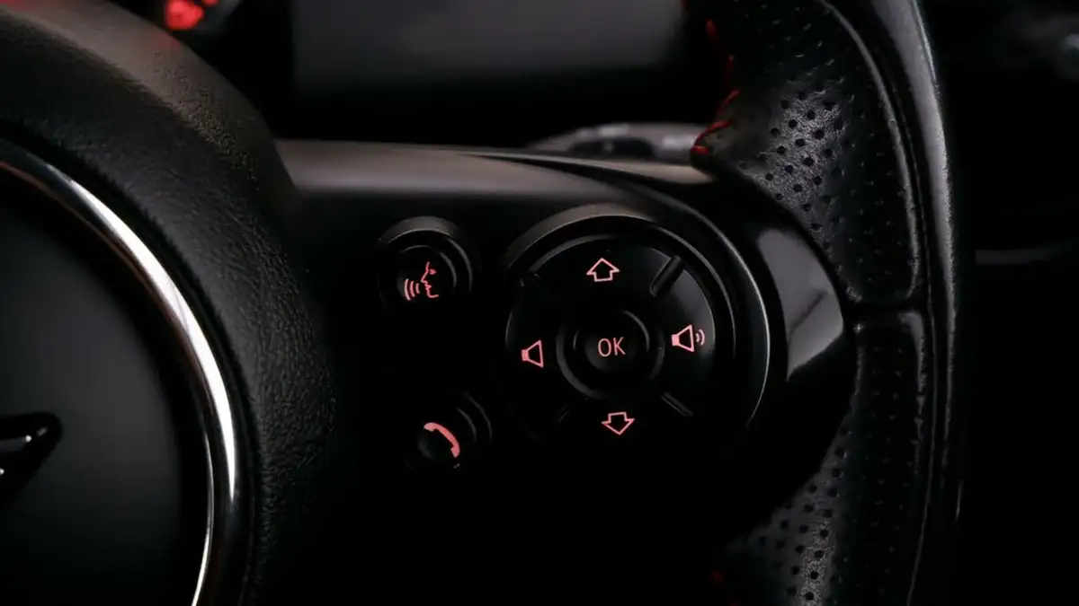 2019-mini-cooper-15-cooper-sport-hatchback-5d-auto-big-23