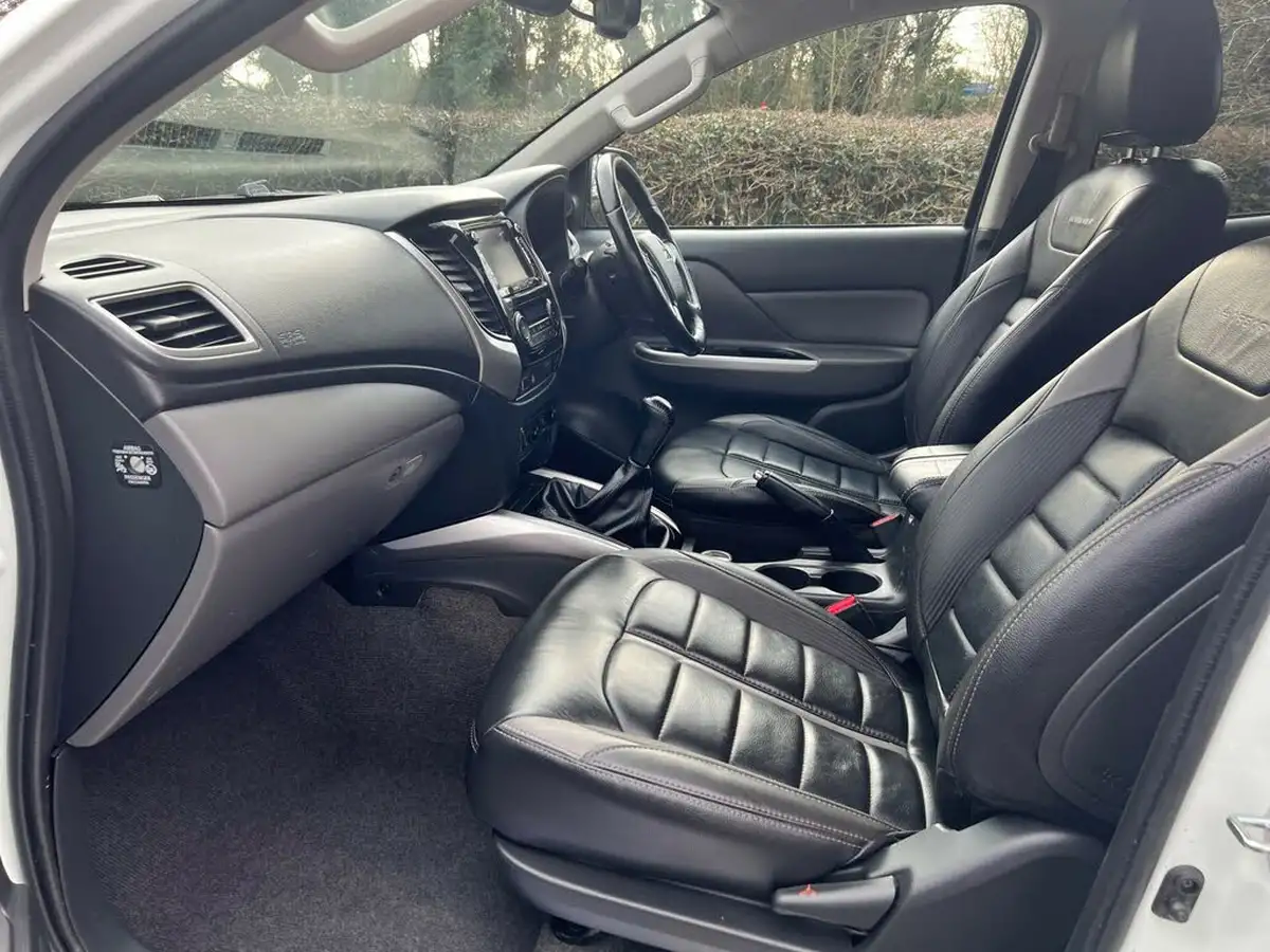 2017-mitsubishi-l200-24di-d-barbarian-178bhp-eu6-big-22