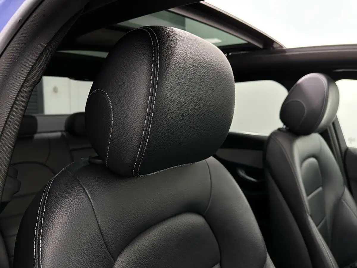 2015-mercedes-benz-c-class-21cdi-c300-amg-line-premiumss-saloon-4d-big-30