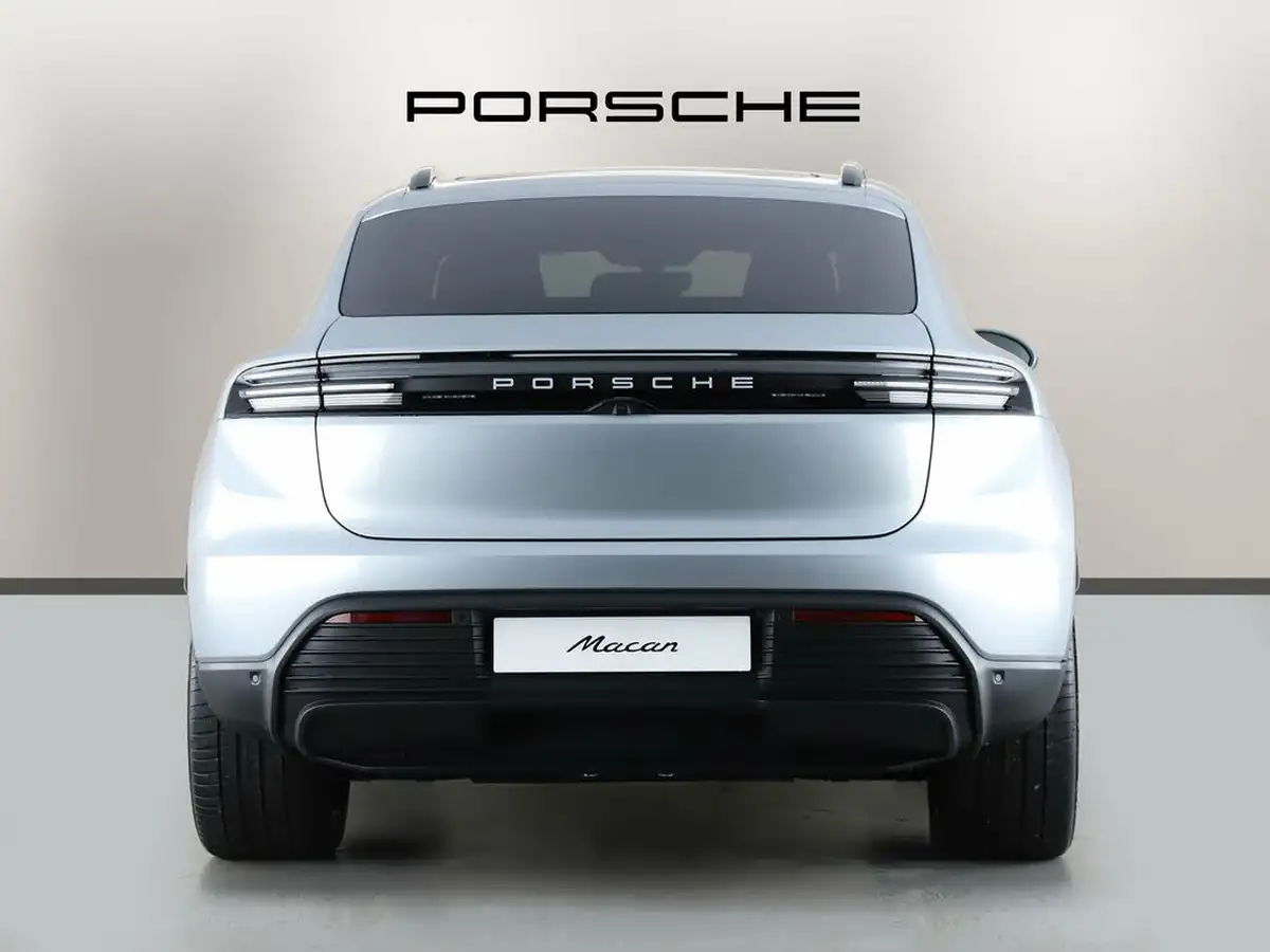 2025-porsche-macan-e-4s-electric-big-6