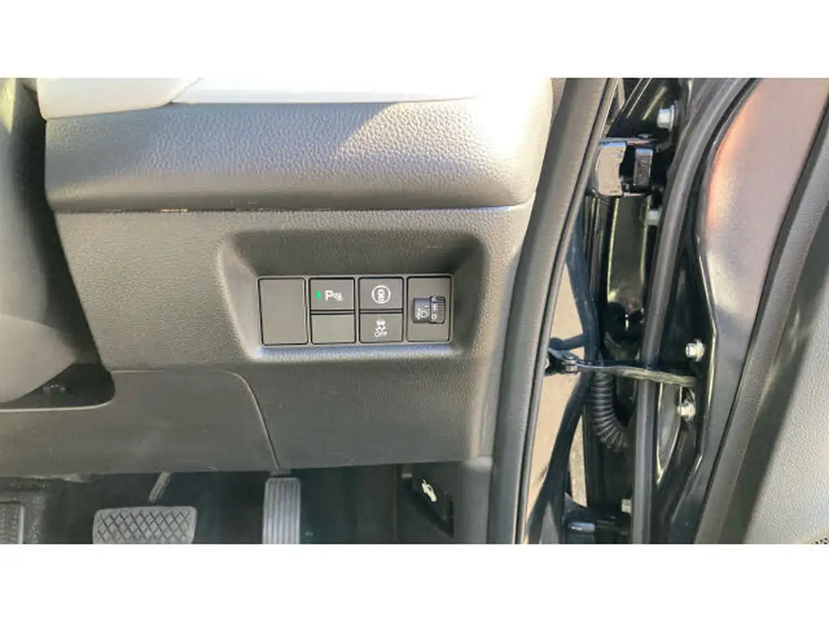 2021-honda-jazz-15-i-mmd-ex-107ps-big-25