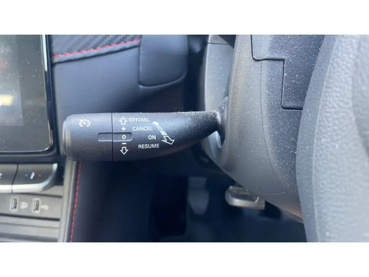 2023-mg-zs-suv-10t-gdi-exclusive-big-27