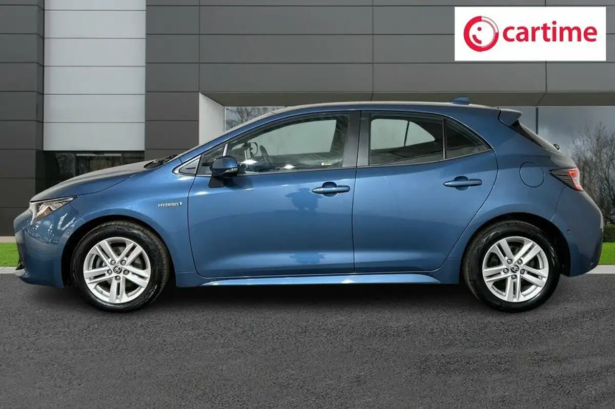 2021-toyota-corolla-18-vvt-i-icon-tech-spare-wheel-hatchback-5d-big-2