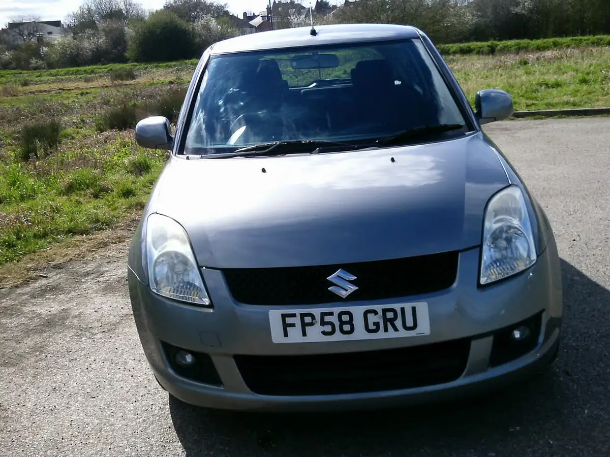 2008-suzuki-swift-15-glx-3d-big-3