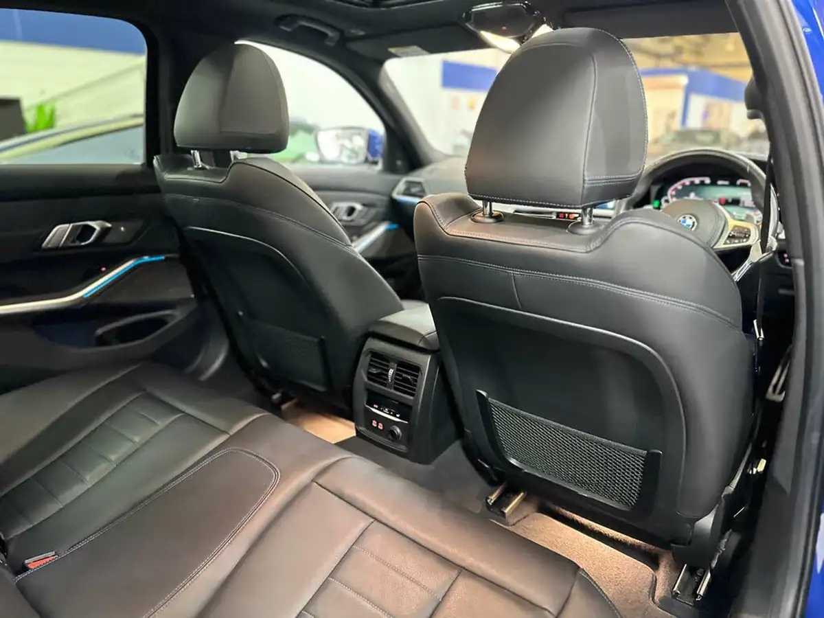 2020-bmw-3-series-20-330e-m-sport-tech-pack-saloon-4d-big-32