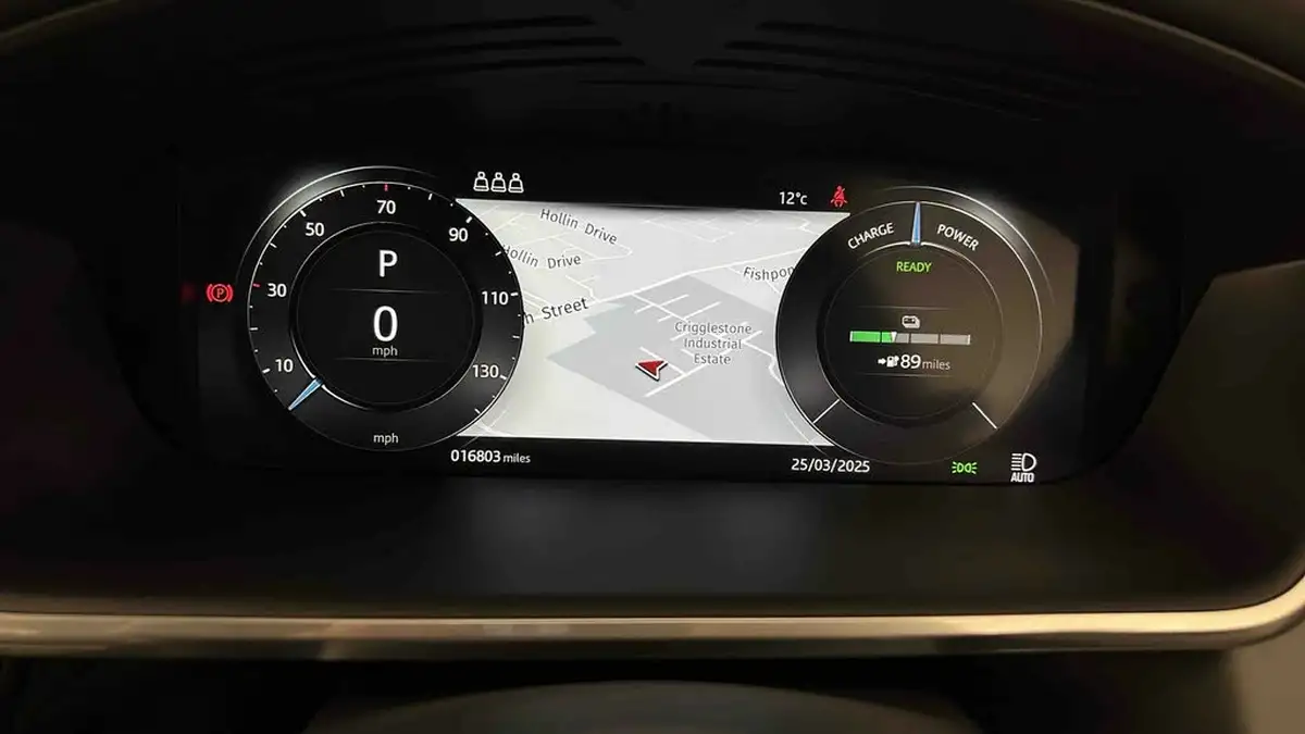2022-jaguar-i-pace-ev400-se-big-16