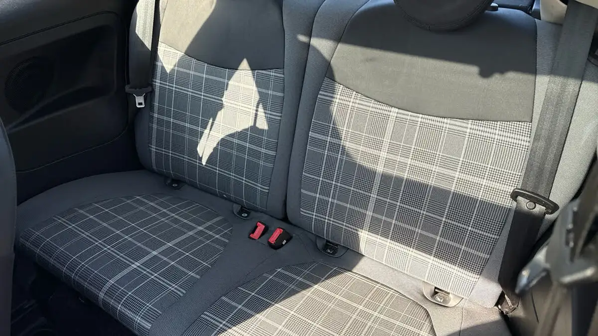 2018-fiat-500-12-lounge-big-13