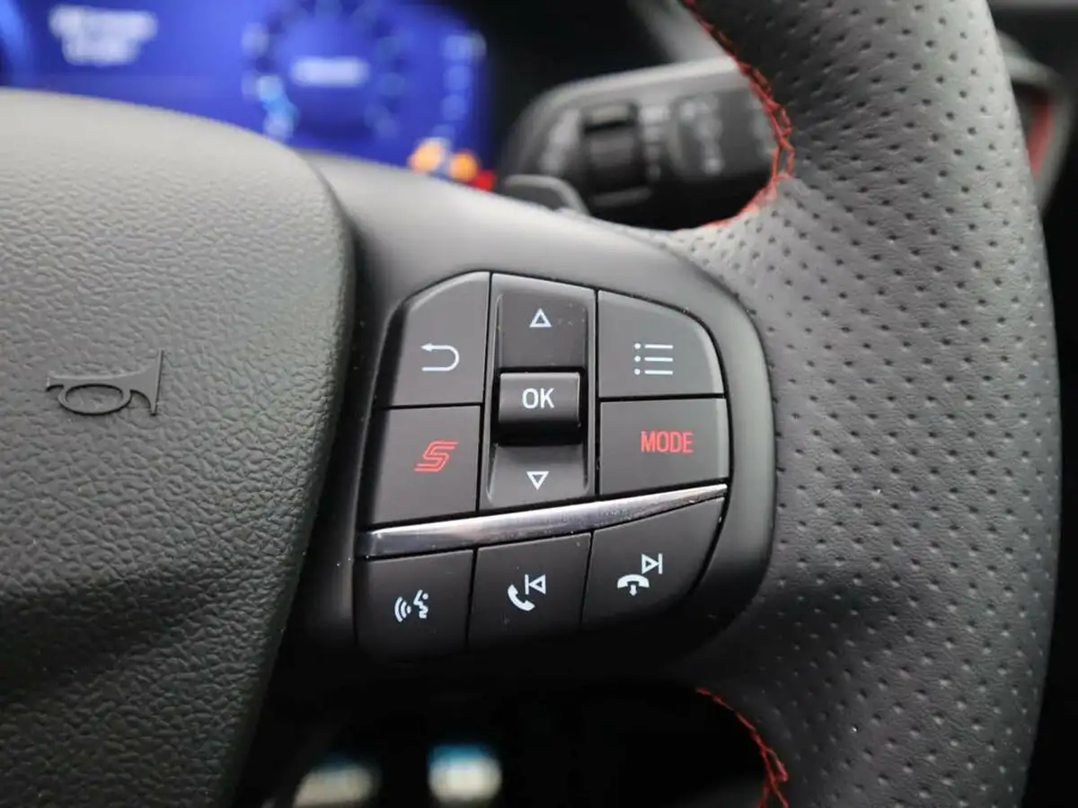 2024-ford-puma-suv-10-st-mhev-big-26