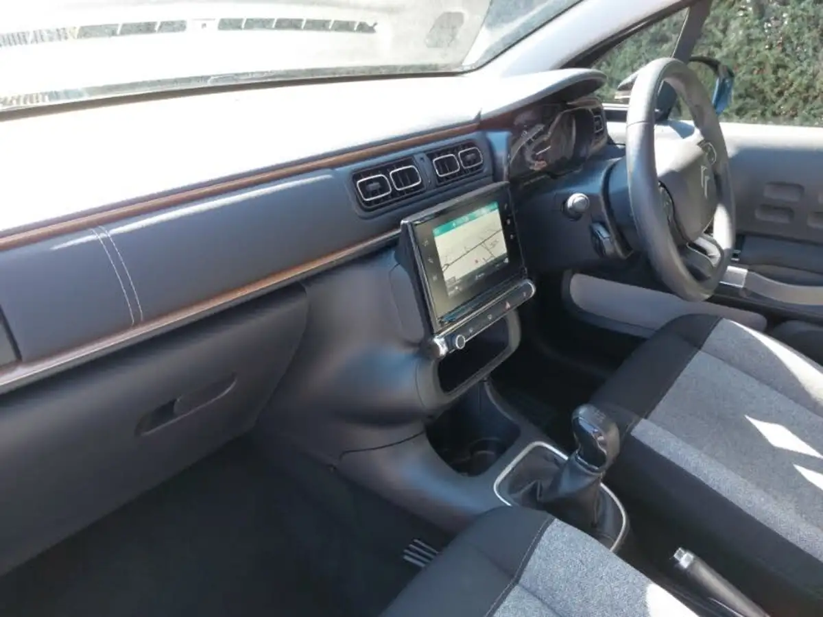 2019-citroen-c3-12-puretech-origins-83ps-big-4