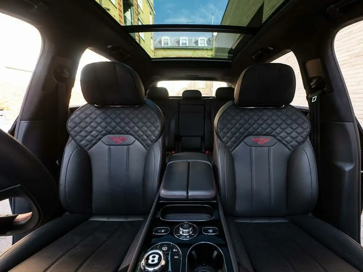 2023-bentley-bentayga-40-v8-big-26