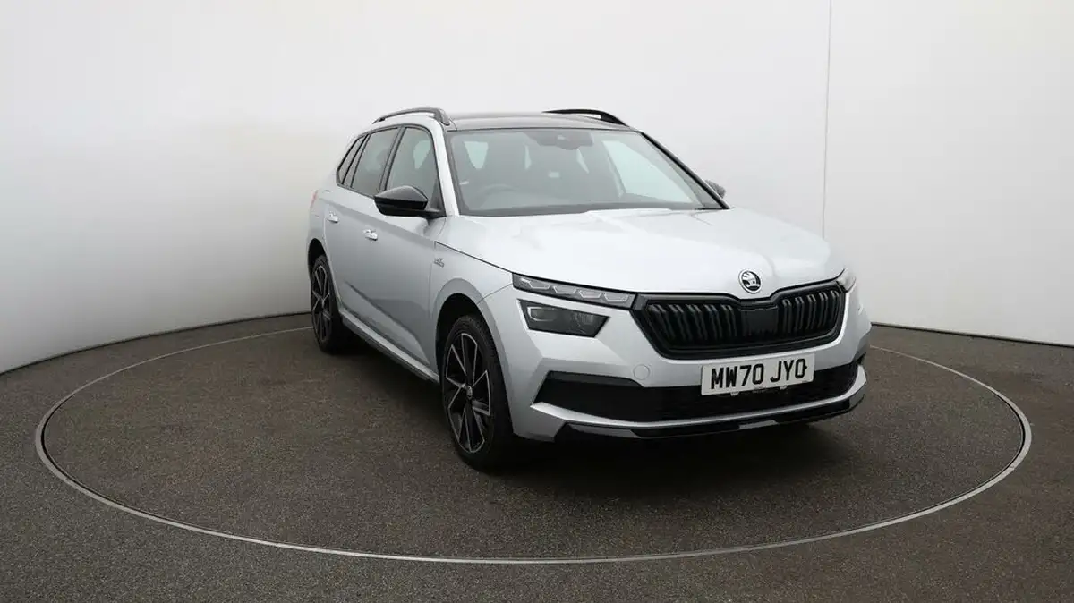 2020-skoda-kamiq-15-tsi-monte-carlo-dsg-big-35