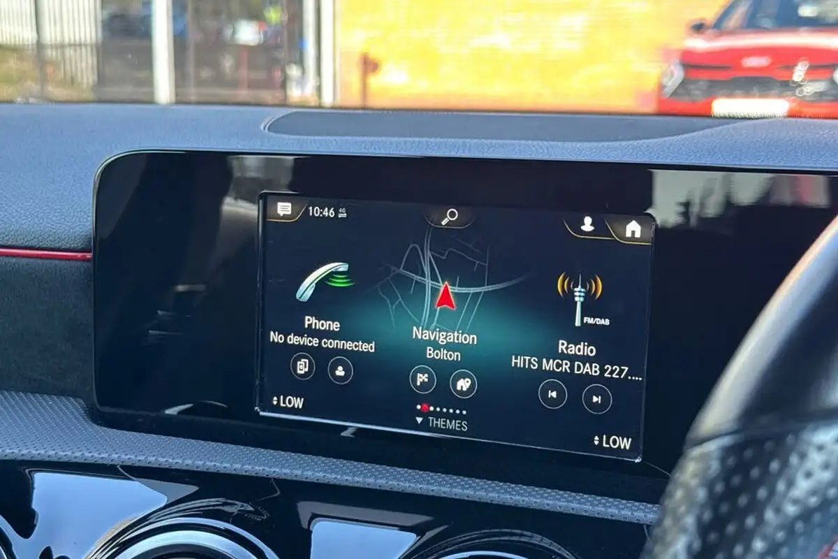 2019-mercedes-benz-a-class-13-a180-amg-line-hatchback-5d-big-39