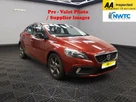 2014-volvo-v40-16td-d2-cross-country-lux-small-1