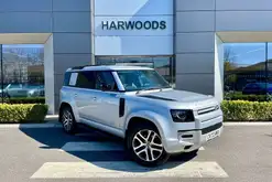 Land Rover 110 Defender