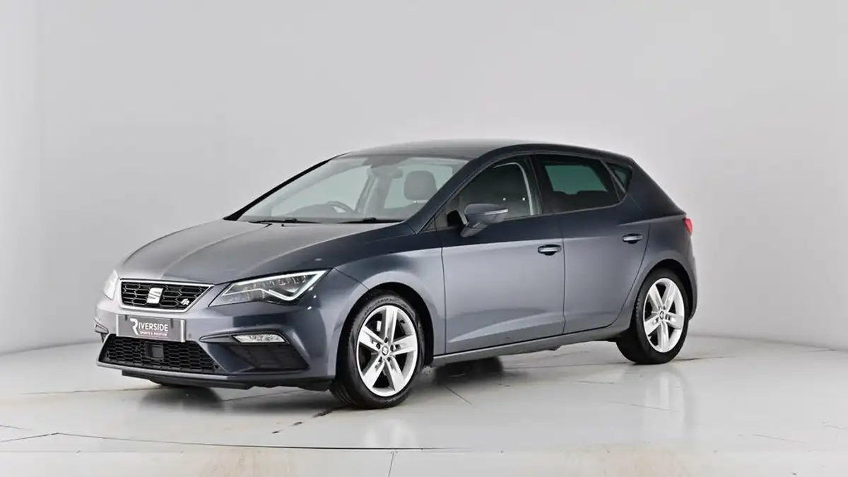 2019-seat-leon-20-tsi-fr-hatchback-big-57