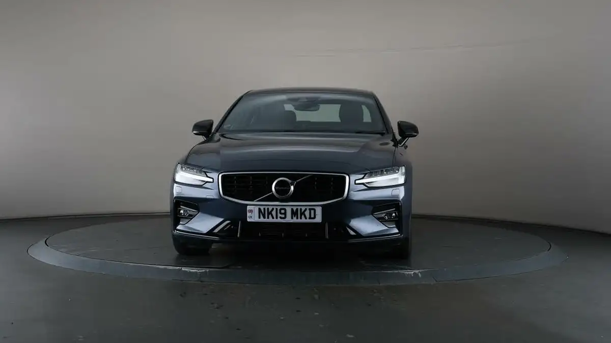 2019-volvo-s60-20-t5-r-design-plus-big-42