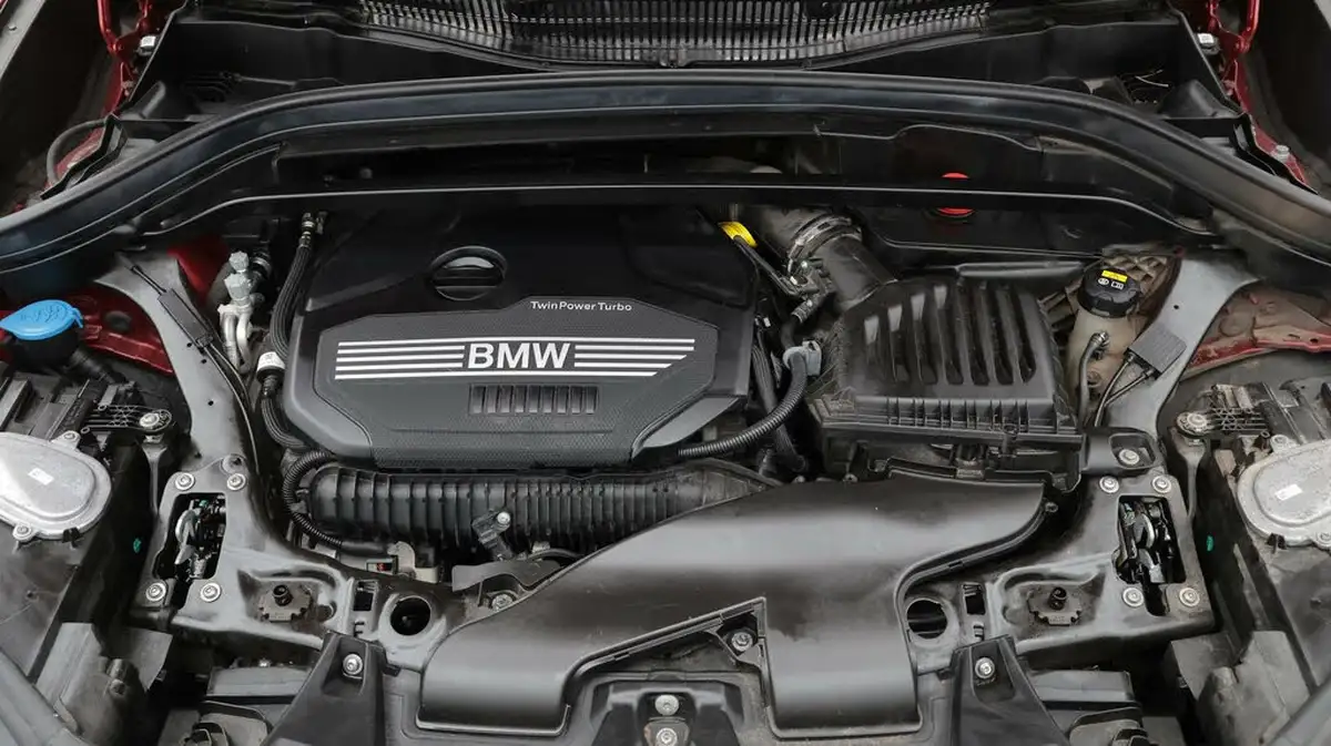 2022-bmw-x1-20-xdrive20i-xline-big-19