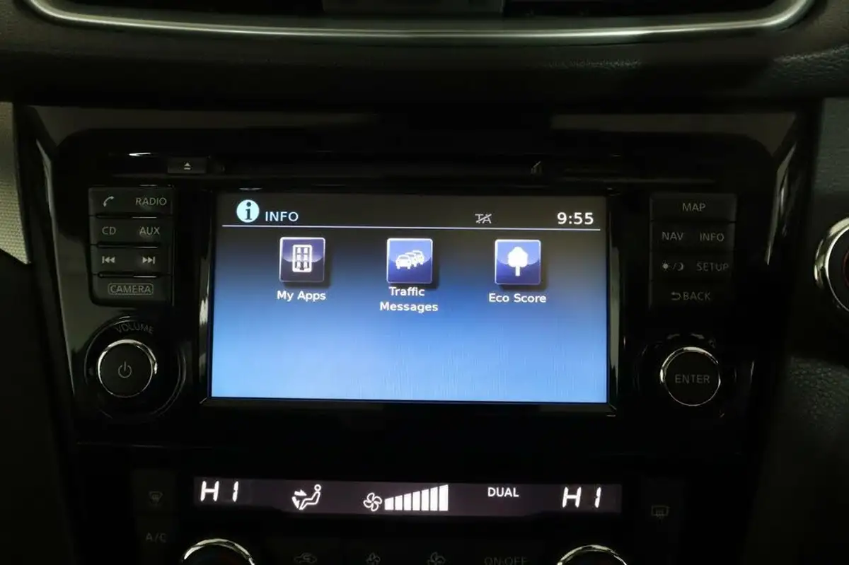 2018-nissan-qashqai-12-dig-t-n-connecta-big-45