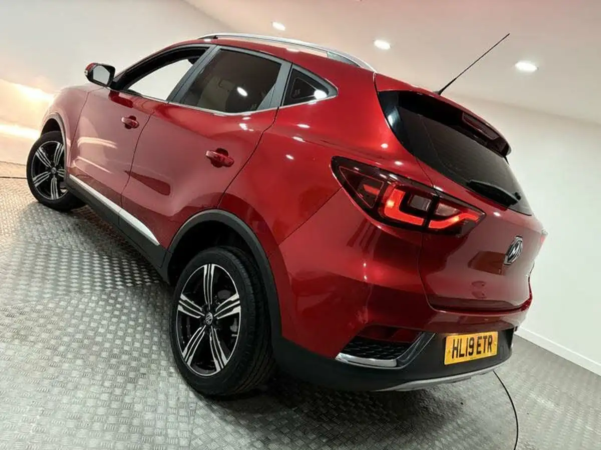 2019-mg-zs-suv-10t-gdi-exclusive-109bhp-big-37