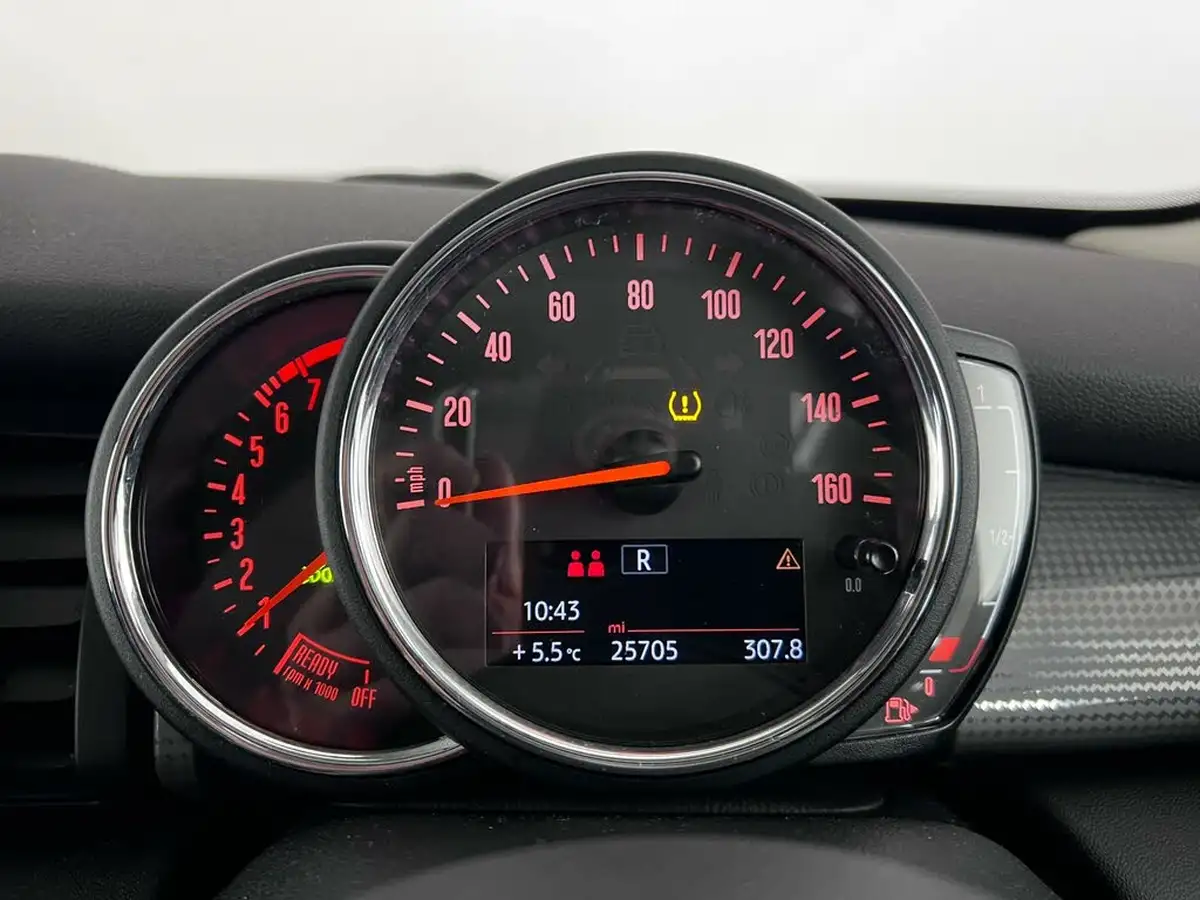 2019-mini-cooper-15-cooper-classic-hatchback-3d-auto-big-25